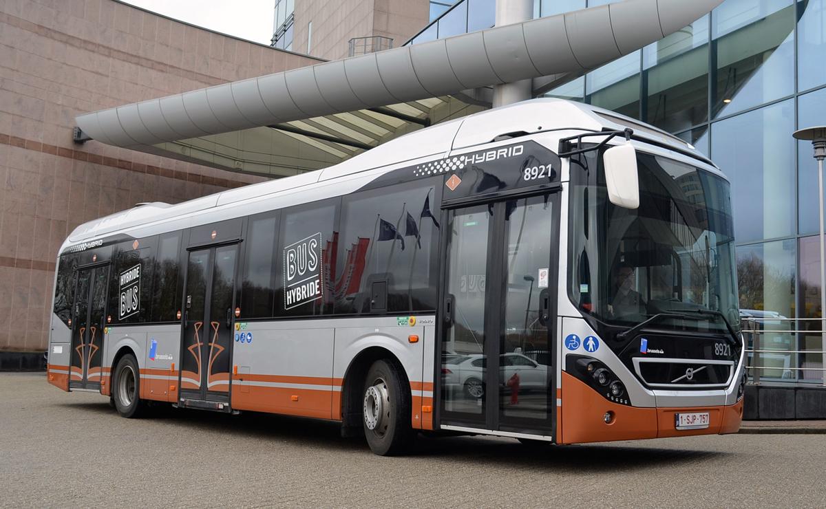 202005-volvo-bus-hybride2.jpg