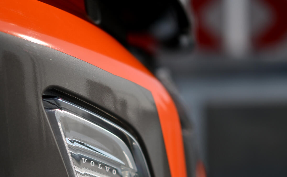 Nebim-Volvo-FH-Aero-limited-edition-15