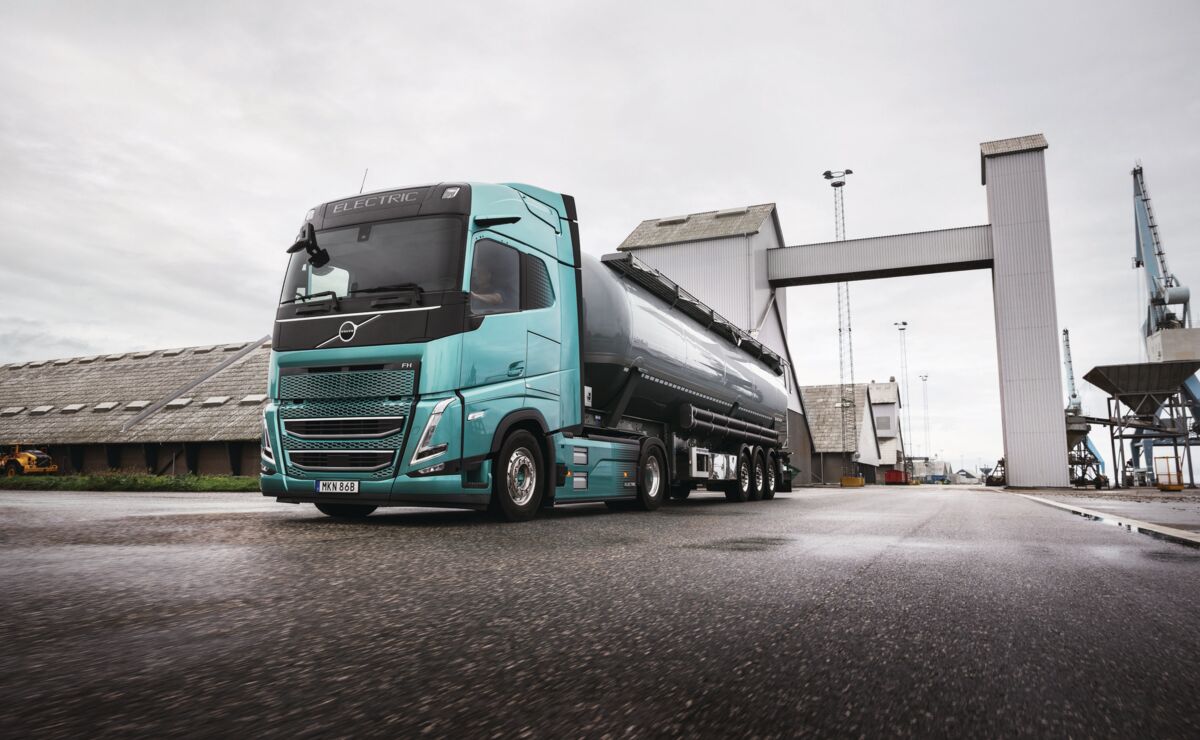 Volvo FH_Electric_ 6j.pg