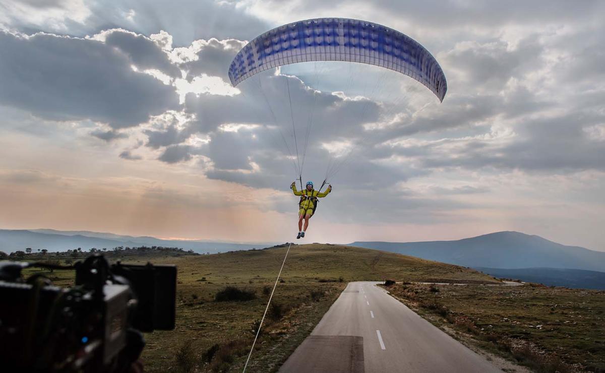 volvo-fh-paraglider-flying.jpg