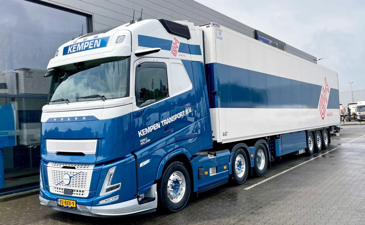 Volvo FH Aero Kempen Transport header