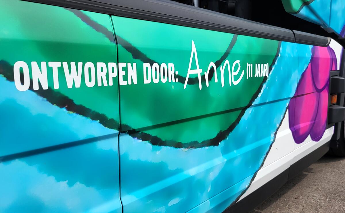 Volvo FH Aero ontworpen door 11-jarige Anne (2)