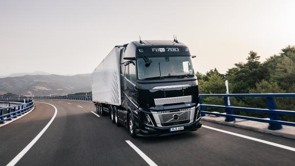 Volvo_Trucks_FH16_Aero_road Volvo_Trucks_FH16_Aero_road