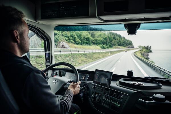 Nebim-Volvo-FH-07072021-0009