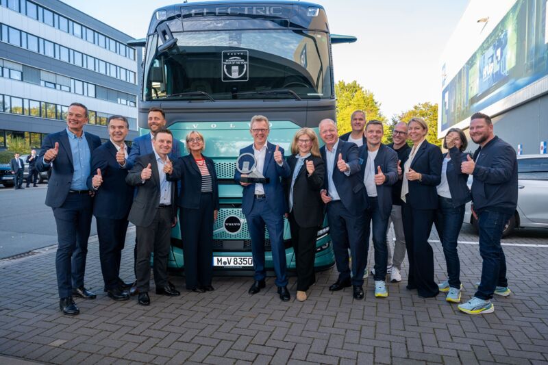 Volvo wins Truck of the Year