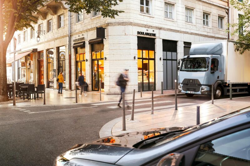 Nebim-Renault-trucks-d-voor-distributie