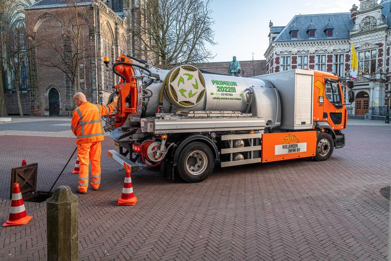 Reinigen riool Domplein Utrecht Reinigen riool Domplein Utrecht