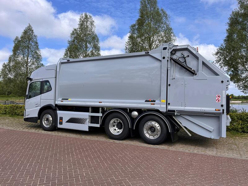 Primeur voor HVC - FM Low Entry (3)