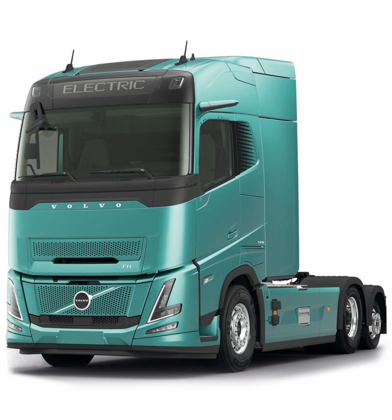 Volvo_FH_Aero_Electric_vrijstaand