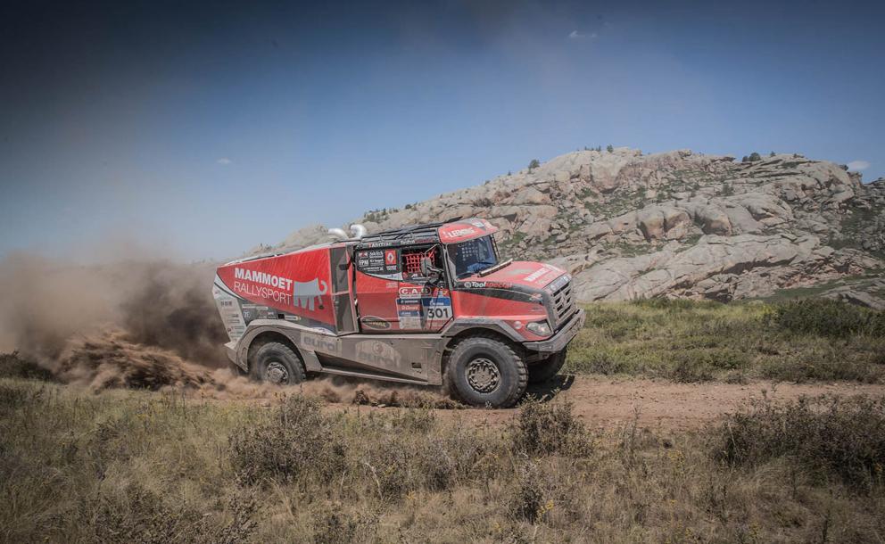 renault-trucks-dakar-banner.jpg