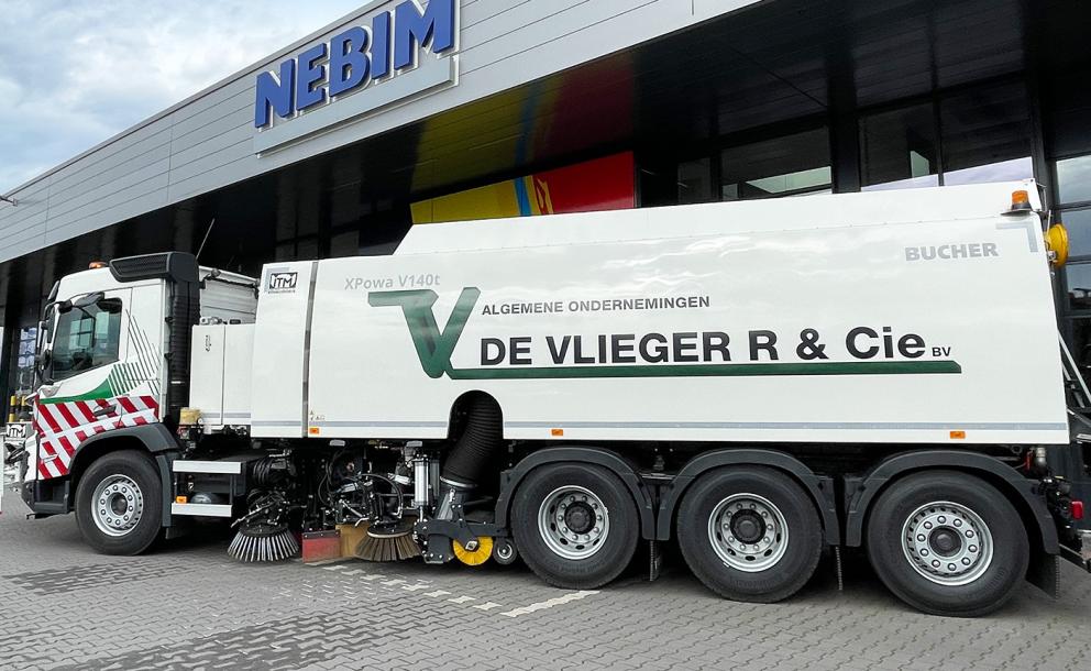 De Vlieger R en Cie