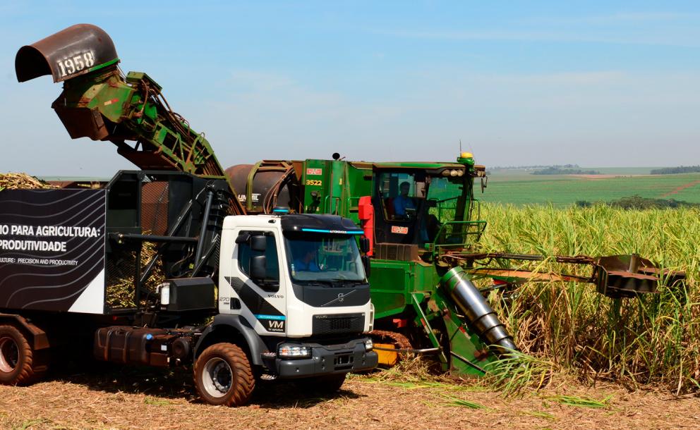 pb-zelfrijdende-volvo-truck-2560x900.jpg