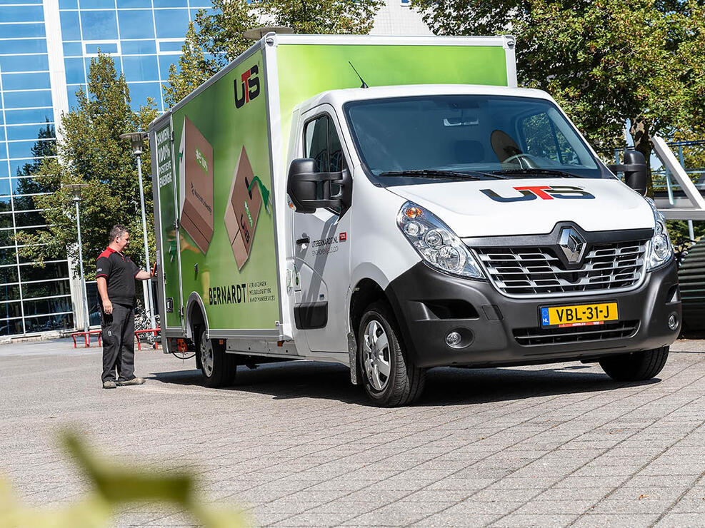 eerste-renault-master-ze-1200x900-4.jpg