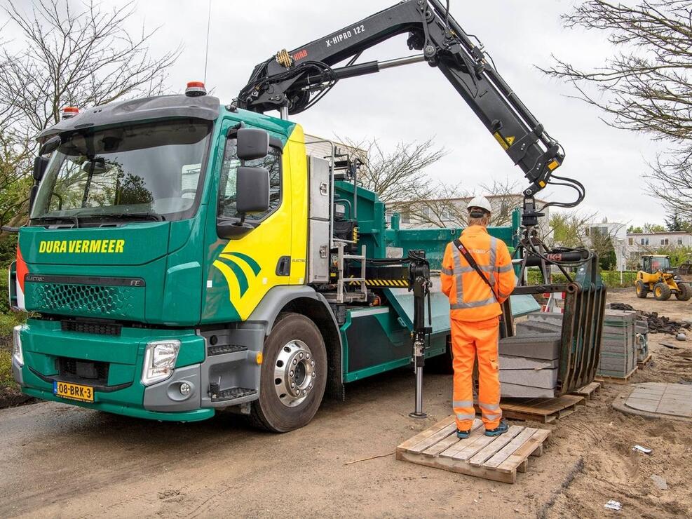 dura-vermeer-volvo-fe-electric-1200-002.jpg