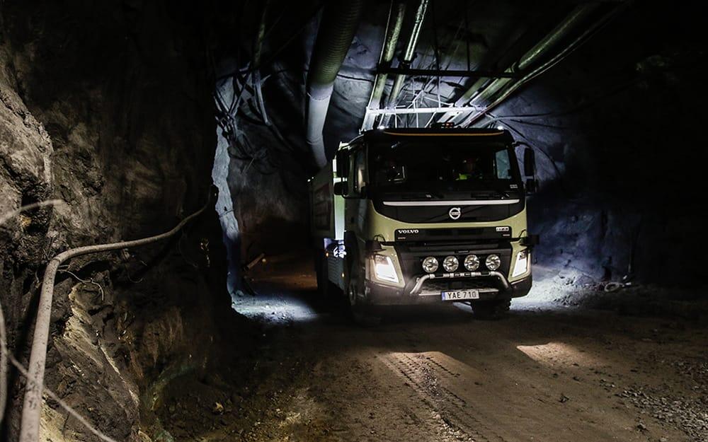 volvo-fmx-02.jpg