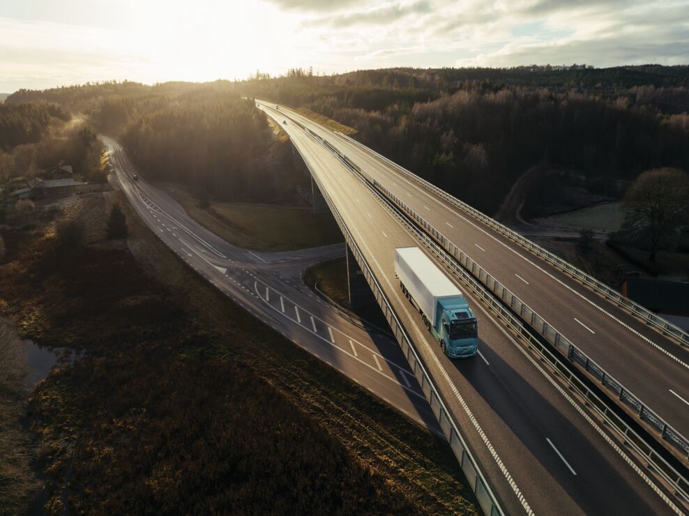 Volvo FH_Electric_ 13