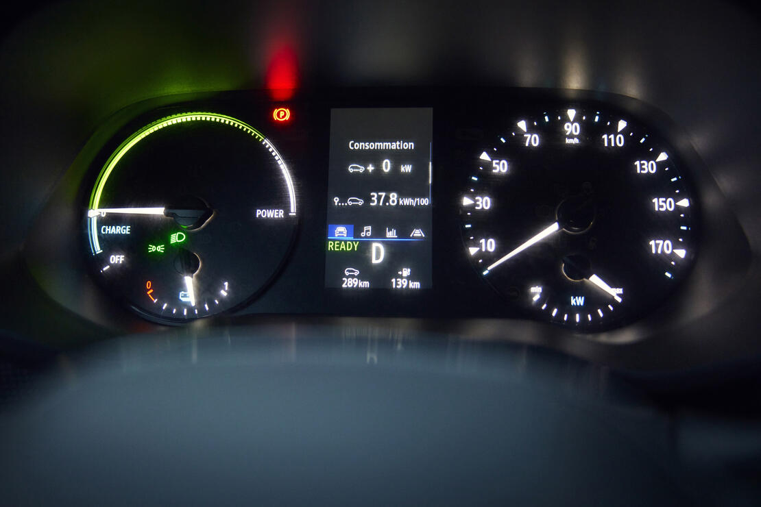 Renault Trafic E-Tech dashboard