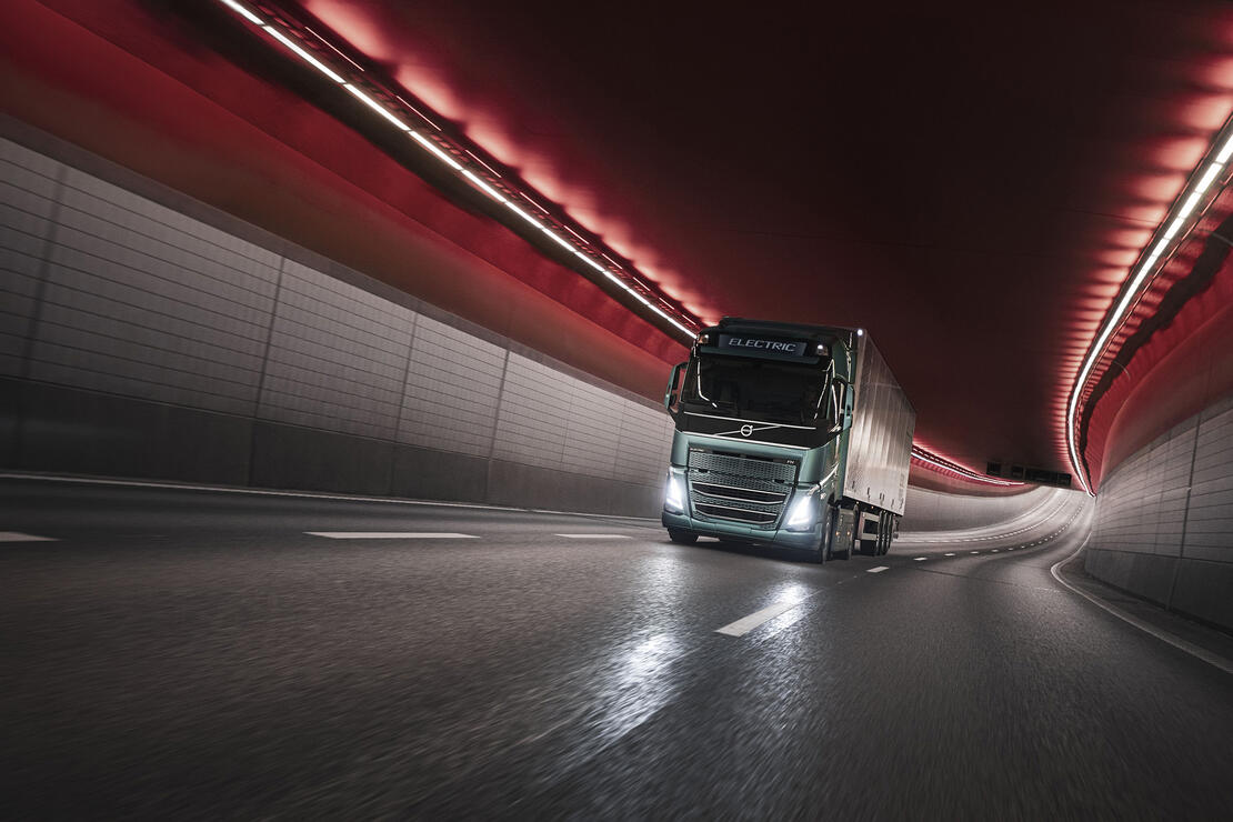 Volvo FH Electric-3