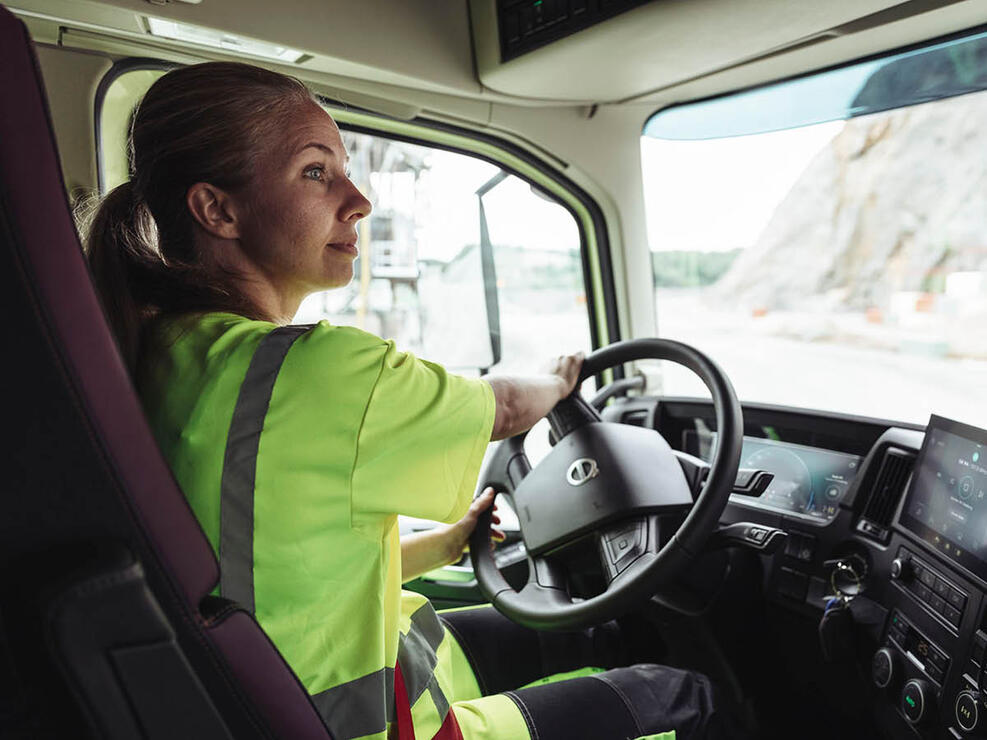 nebim-nieuw-volvo-range-1200-3.jpg
