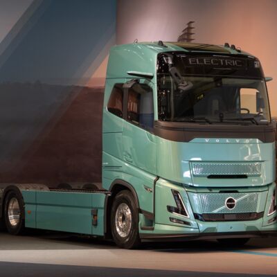 Volvo FH Aero Electric Elmia voorkant