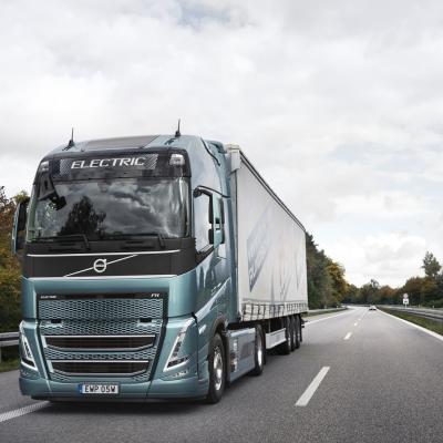 volvo-fh-electric-in-green-truck-test